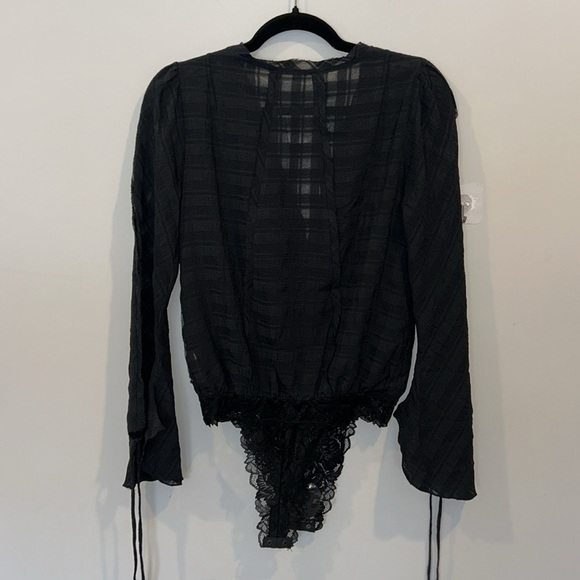 Free People Intimately Check Sheer Cinch Sleeve Bodysuit Black - Picture 7 of 8
